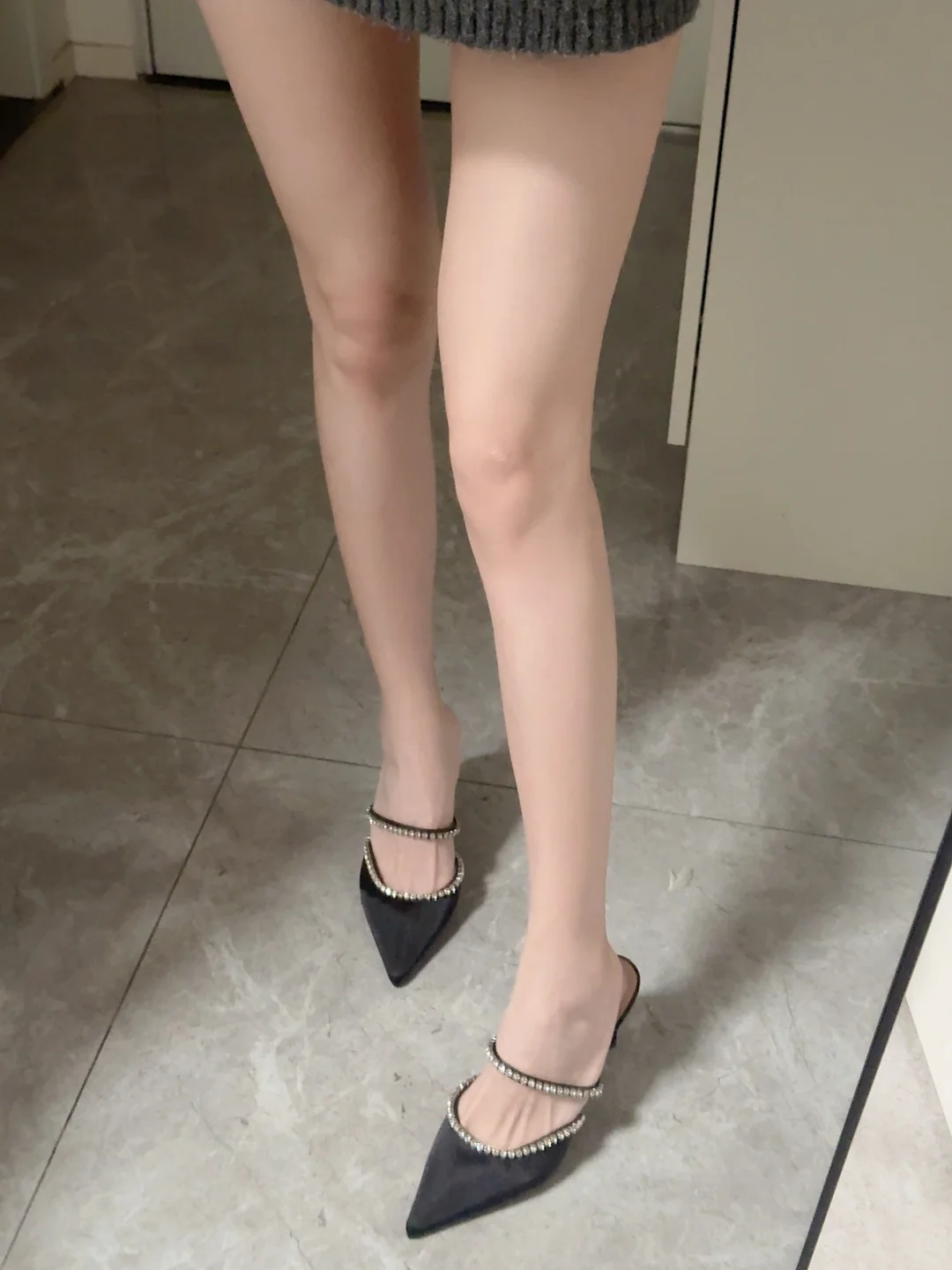 黑色水钻爆闪高跟鞋👠