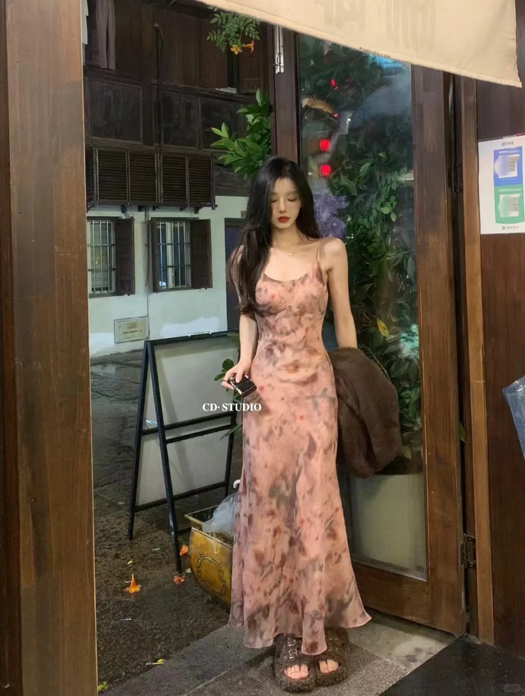 水墨的裙子也太好看了吧！