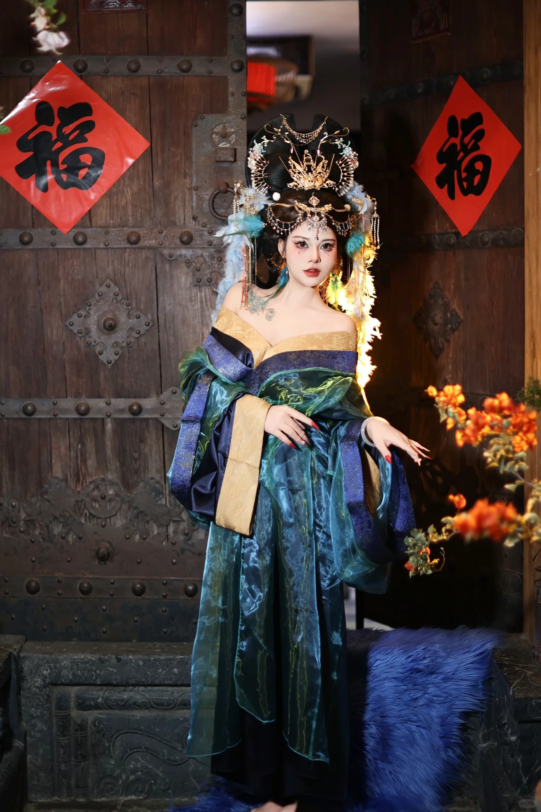 “臣女妲己 拜见大王”