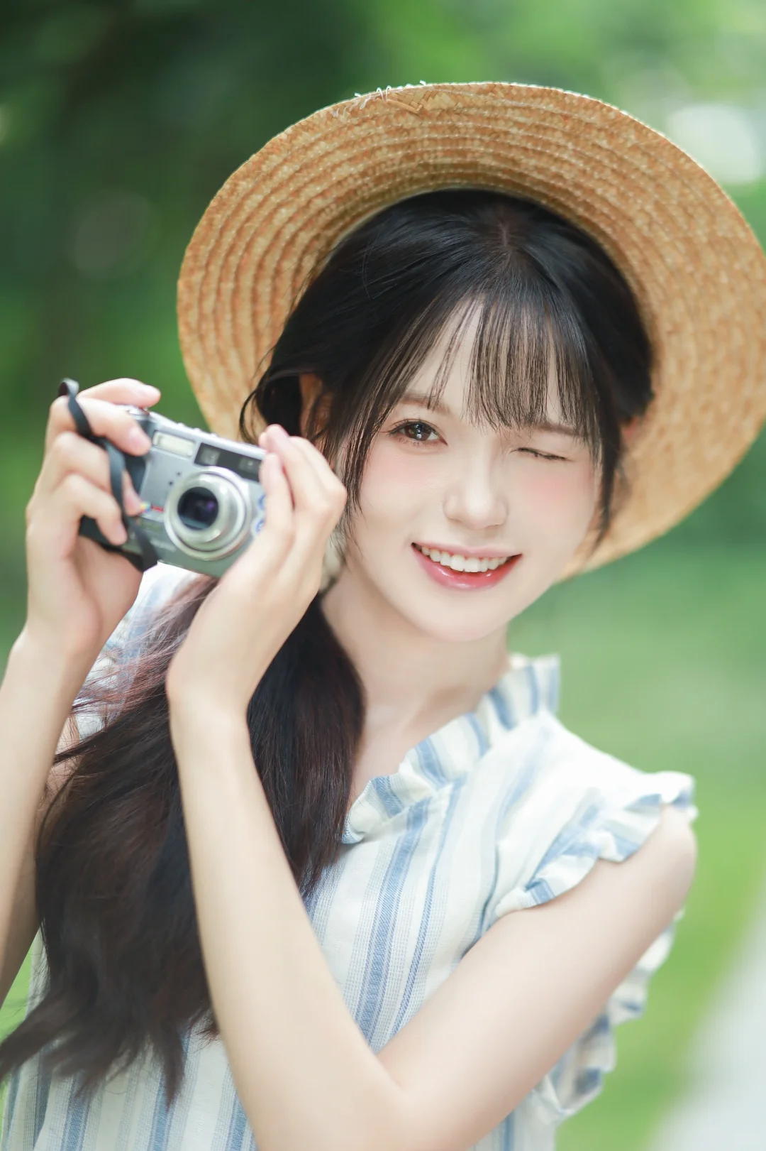 化身绿色植物系女孩｜通透氧气少女拍照姿势