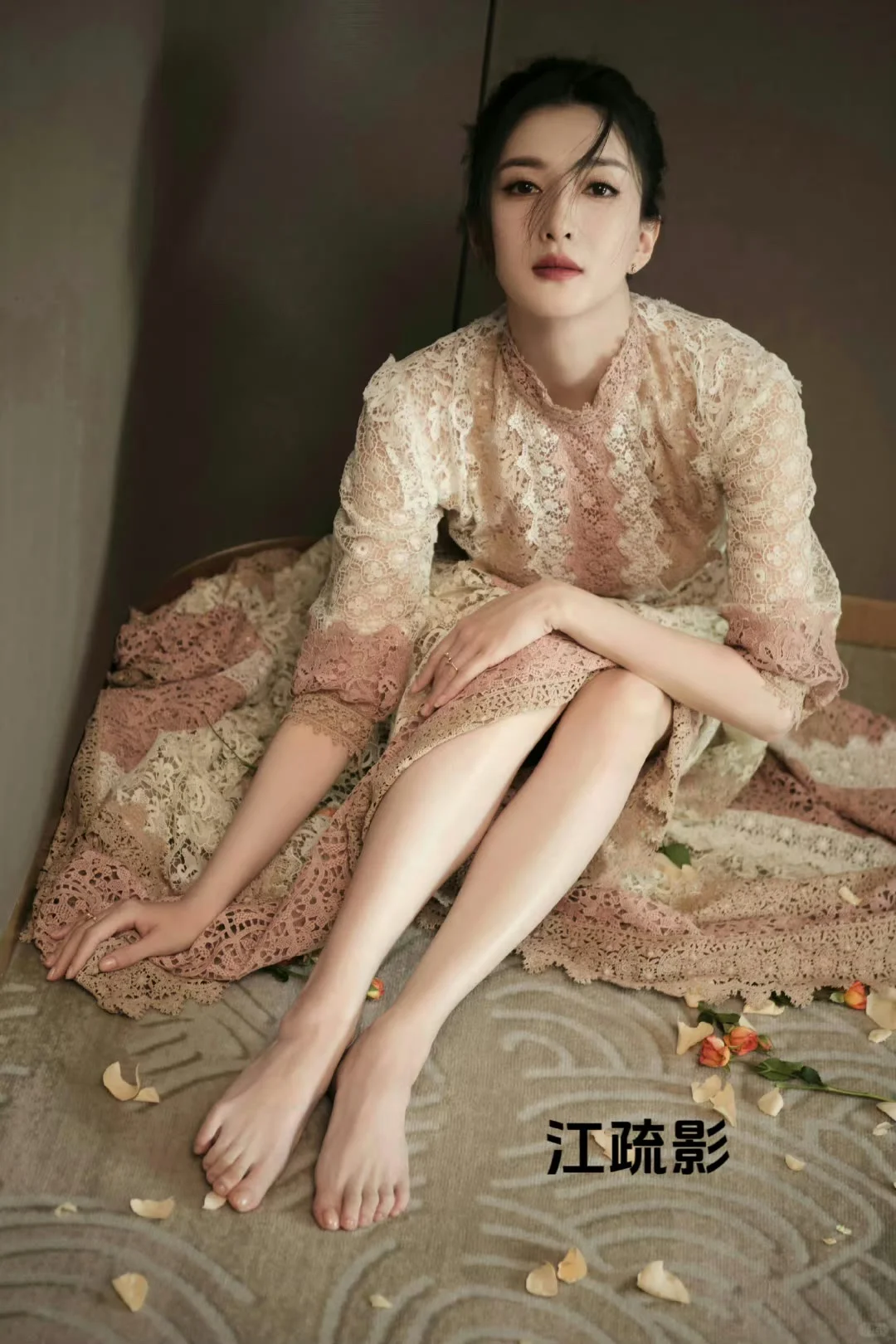 18位女明星的玉足，你觉得谁的最性感？