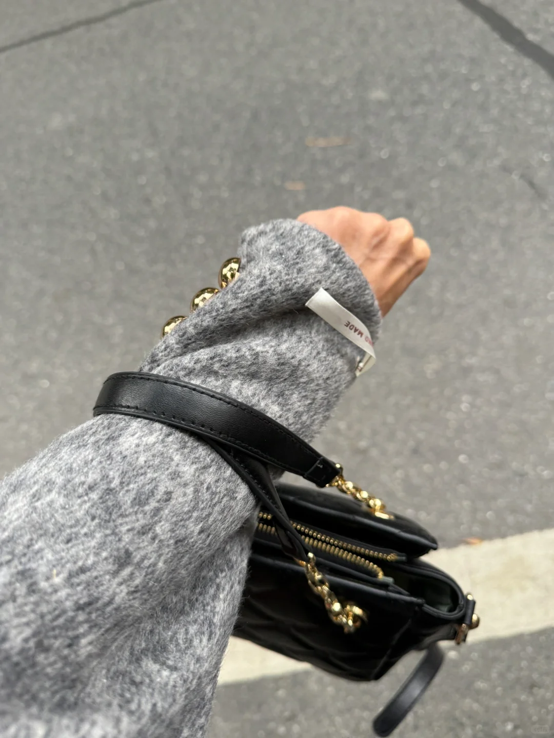 《关于我月入3500很会打扮系列🖤》