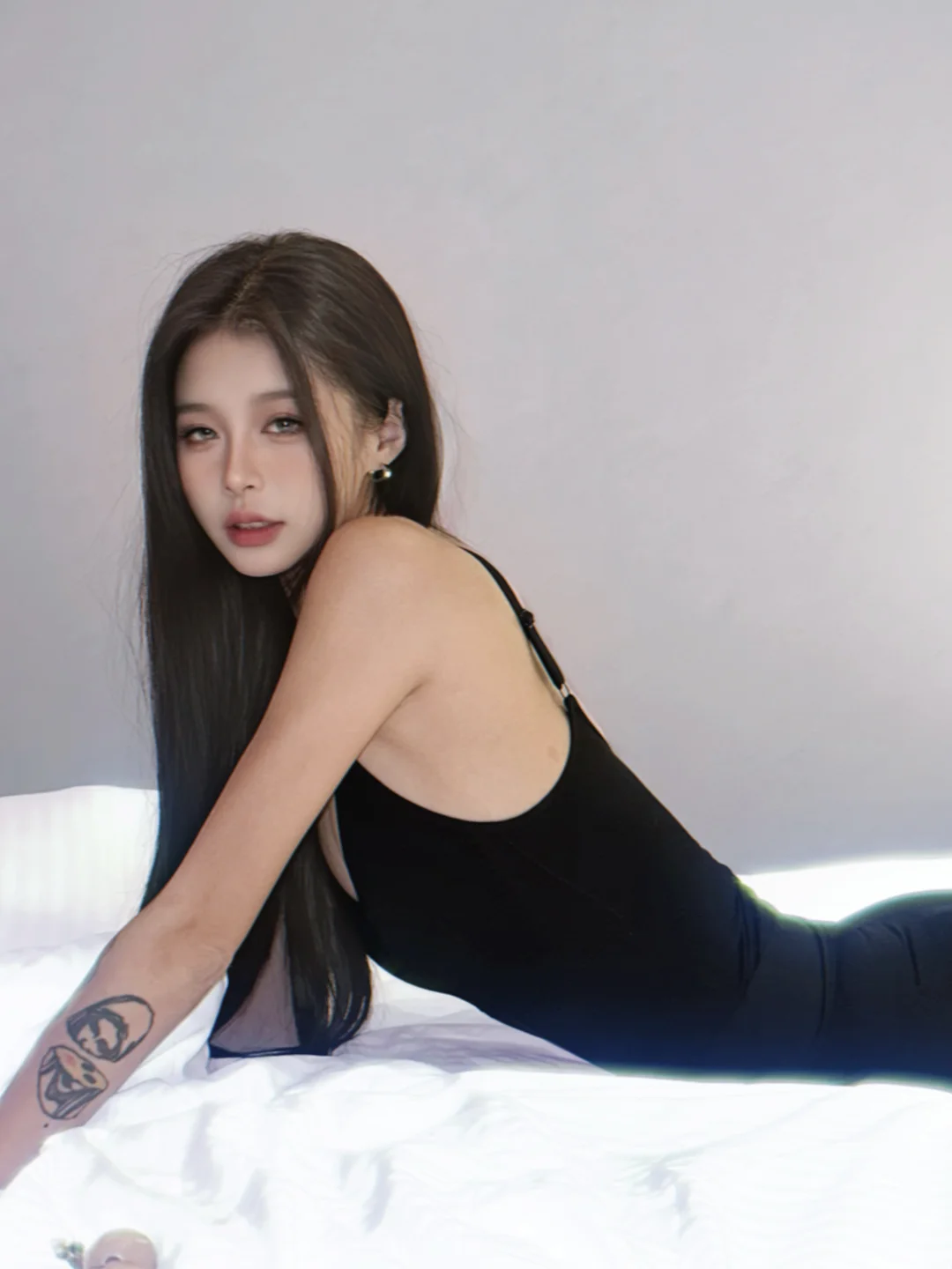 0成本｜宅家拍✨美神降临头像灵感pose16个