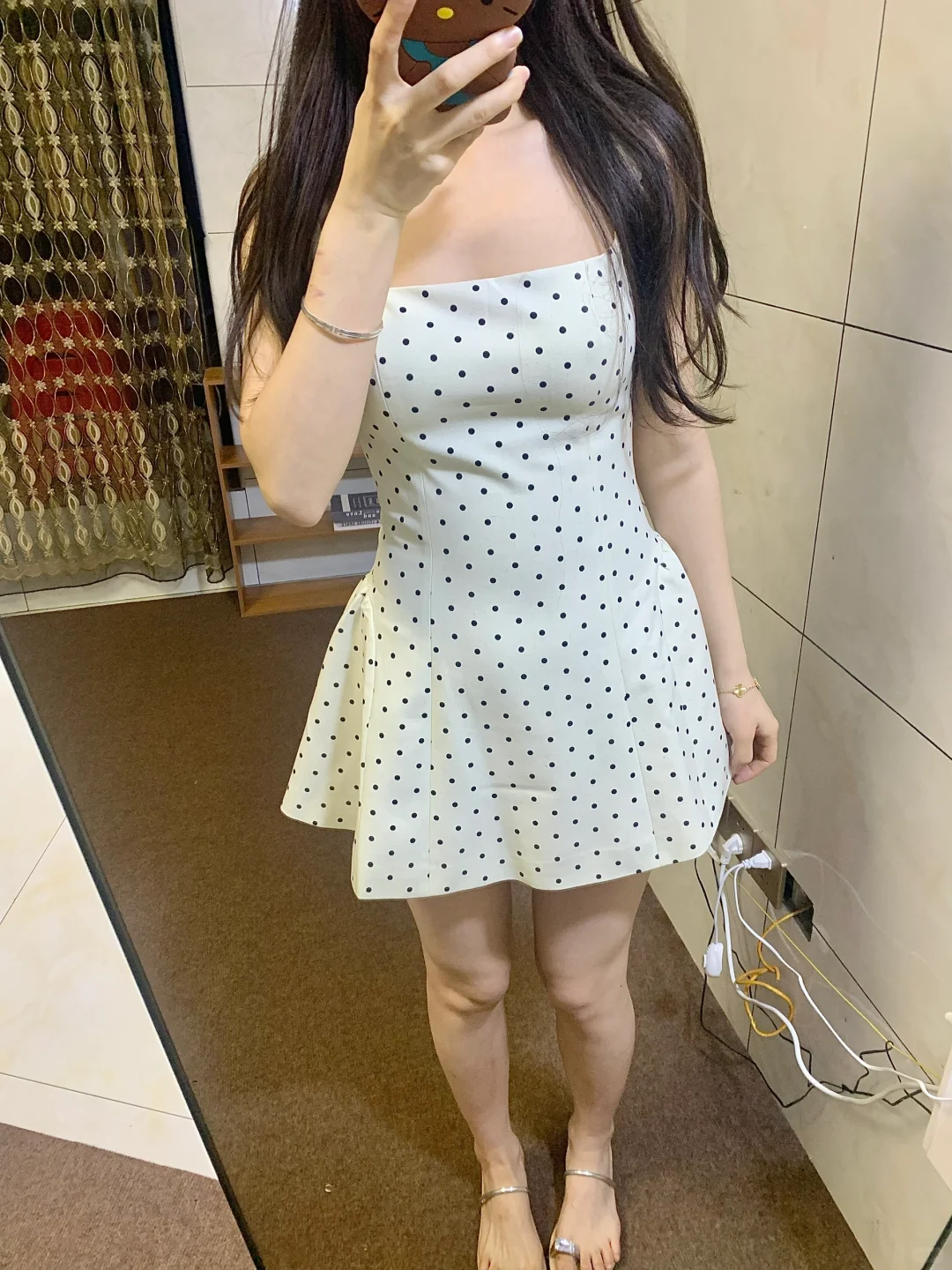 纠结死我了 白水女波点裙 到底留不留啊😭