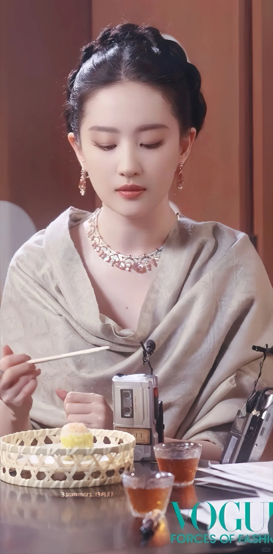 就没见过这么美的人