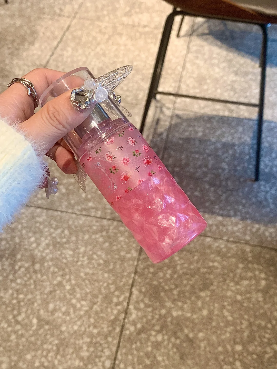 让人反复沦陷的玫瑰香🥀