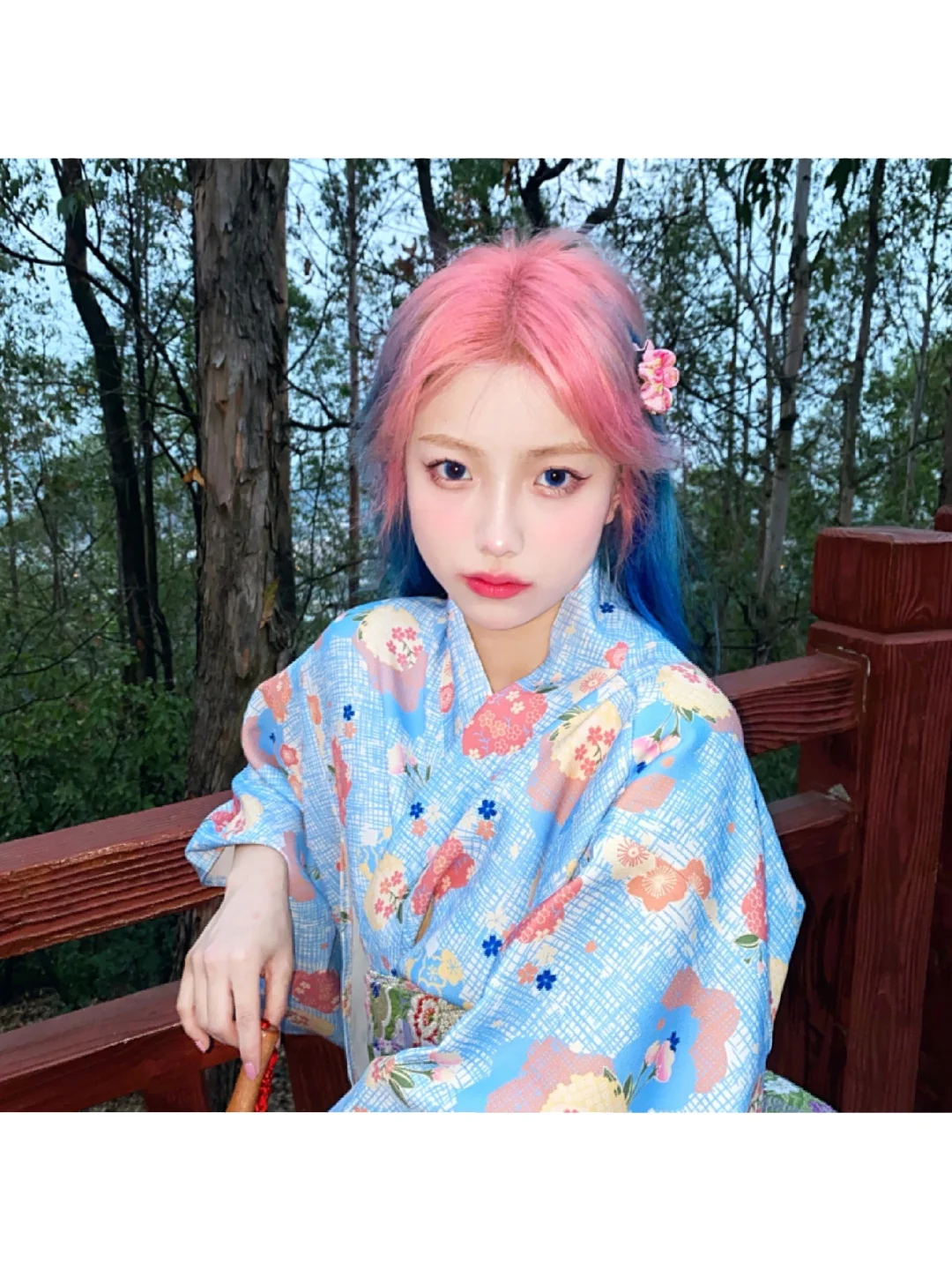 绝绝子绝女生头像惊艳