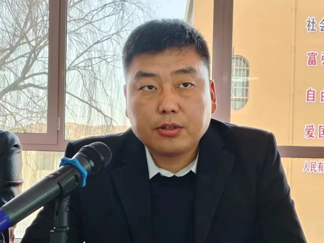 热辣滚烫战中考 全力以赴筑辉煌——— 米脂县第一中学举行2024届中考百日冲刺大会 第37张