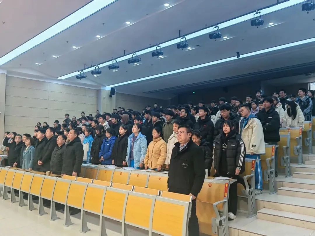 金石为开战中考  龙飞千仞圆梦想 ——湖南师范大学附属金龙学校召开2024届中考百日誓师大会 第8张