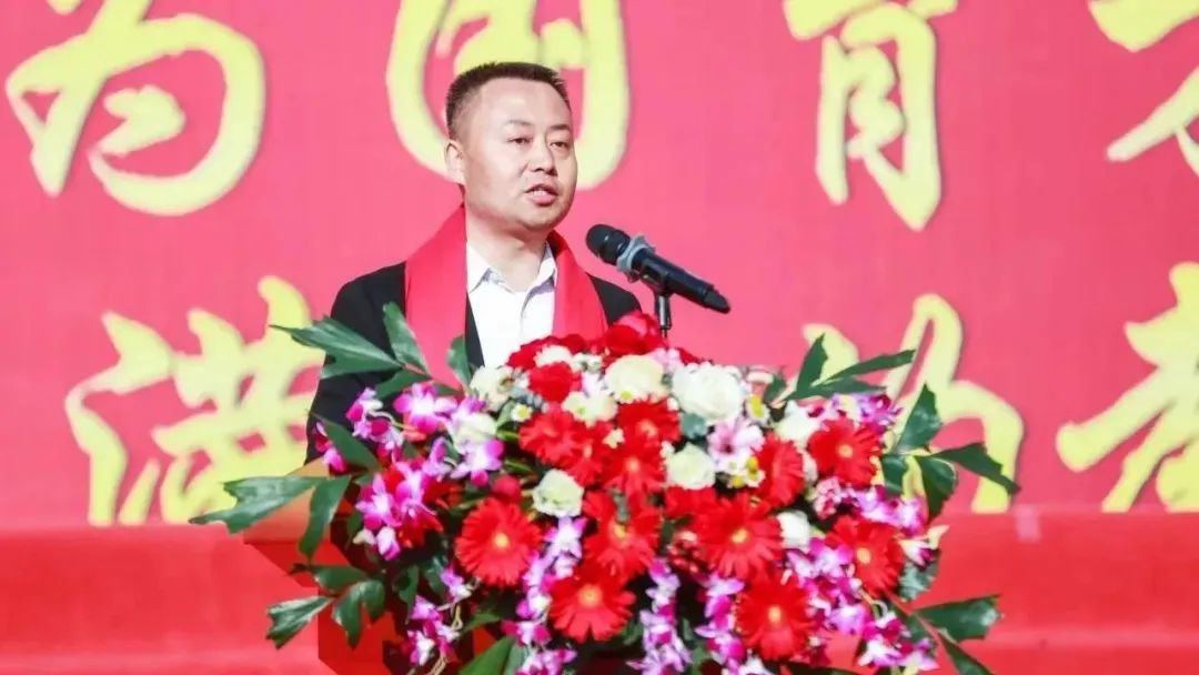 【高考宣誓】亮剑高考誓夺桂冠 十八立志勇承大任——实验中学高考宣誓暨成人礼活动 第33张