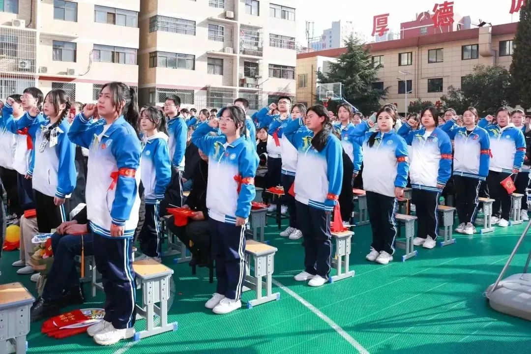 【高考宣誓】亮剑高考誓夺桂冠 十八立志勇承大任——实验中学高考宣誓暨成人礼活动 第46张