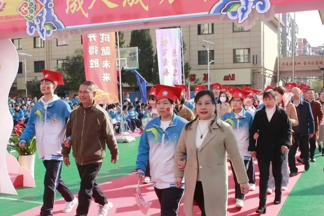 【高考宣誓】亮剑高考誓夺桂冠 十八立志勇承大任——实验中学高考宣誓暨成人礼活动 第83张