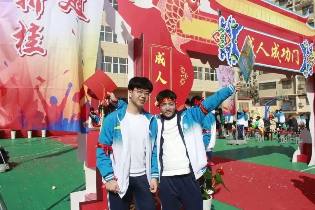 【高考宣誓】亮剑高考誓夺桂冠 十八立志勇承大任——实验中学高考宣誓暨成人礼活动 第88张