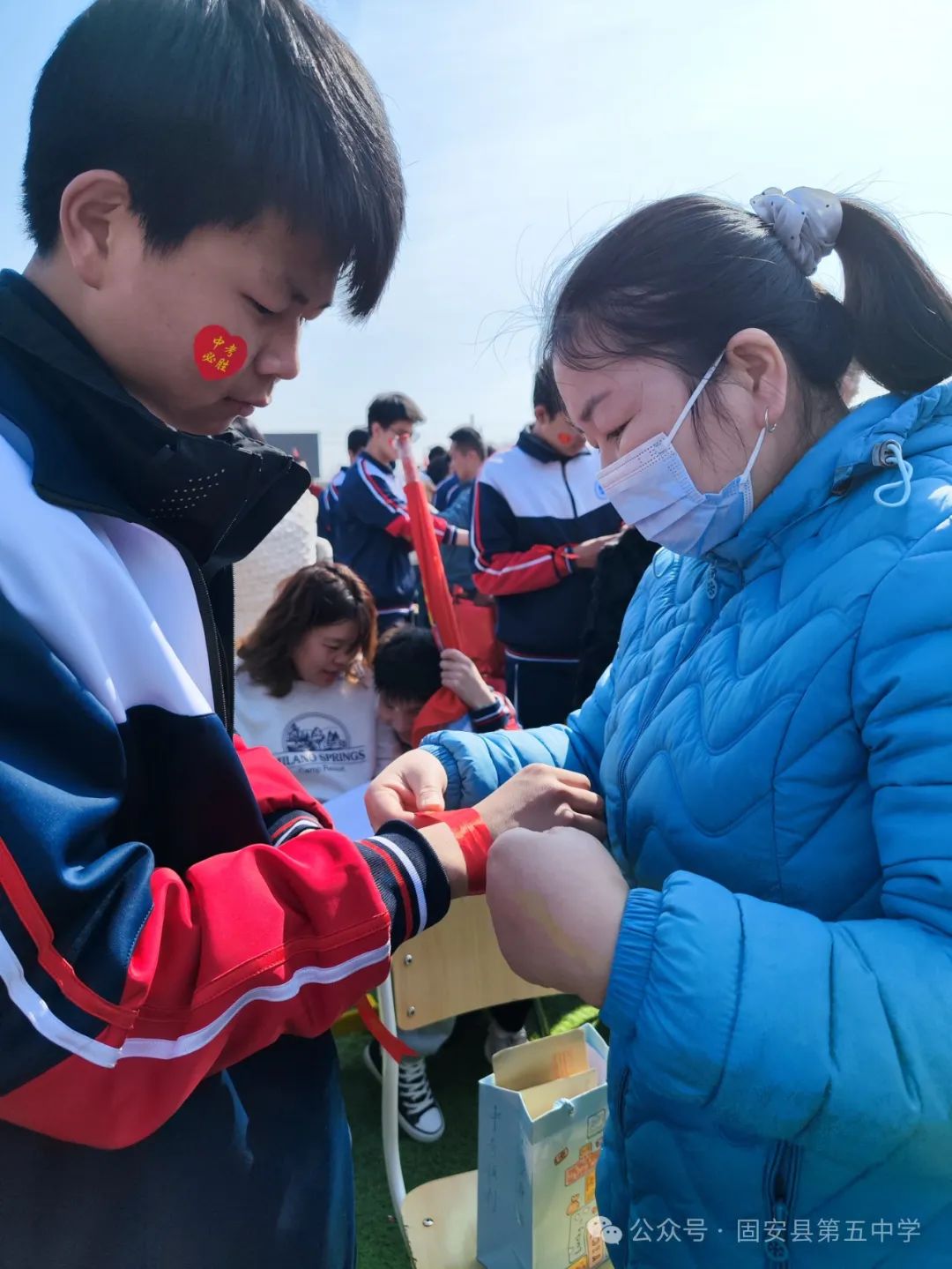 龙年中考燃激情  冲刺中考创辉煌——固安县第五中学九年级百日誓师大会 第50张