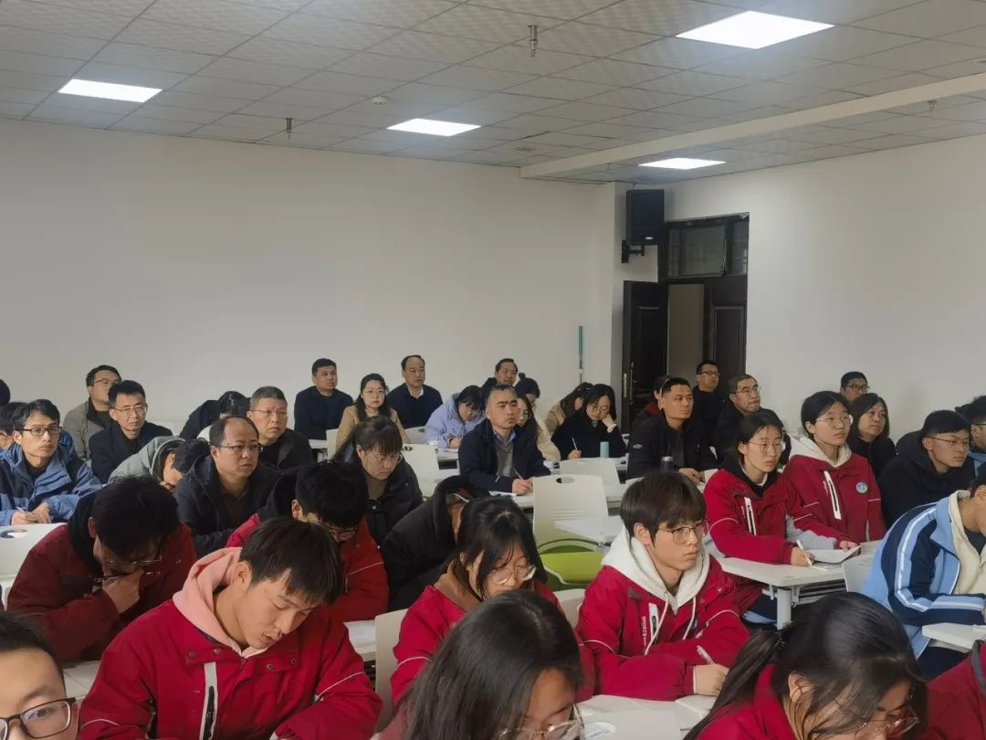 聚焦高考同逐梦 名师引领再提升——合阳县2024年高三二轮复课研讨会顺利召开 第1张 聚焦高考同逐梦 名师引领再提升——合阳县2024年高三二轮复课研讨会顺利召开 第1张