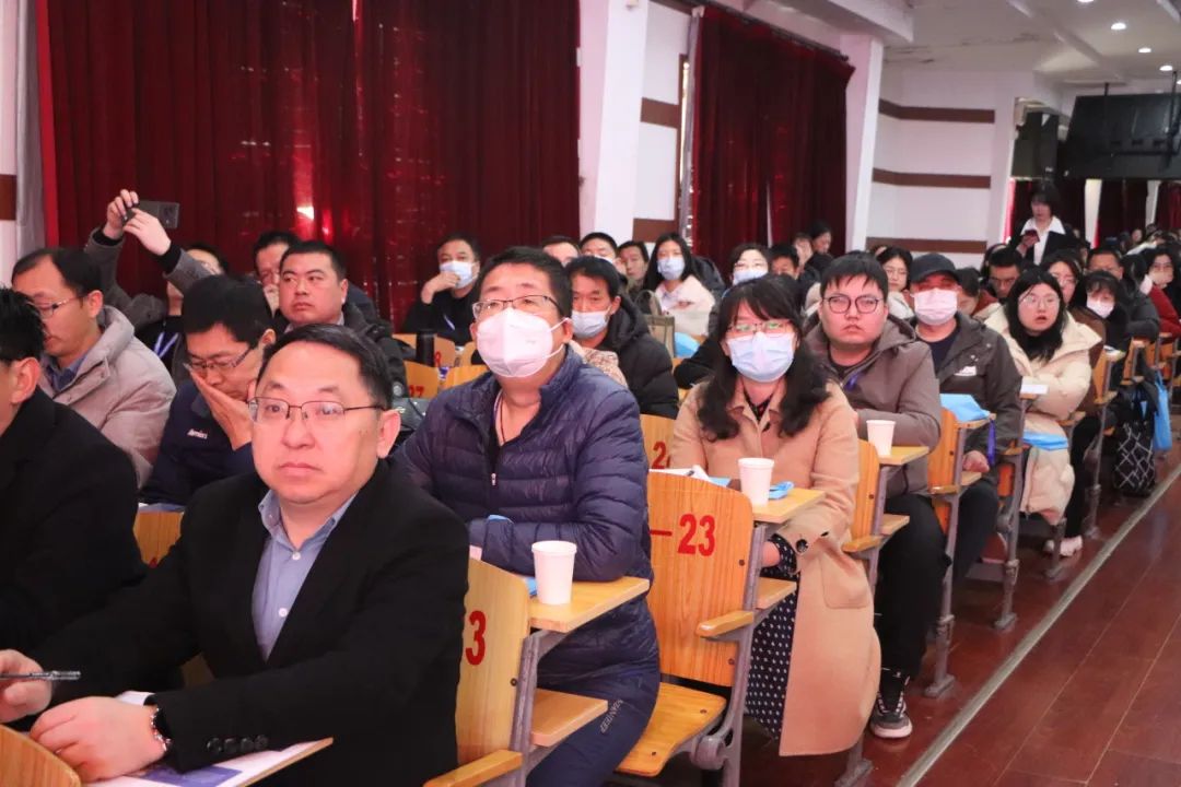 2024届高考情景化命题趋势分析暨高三提质增分策略研讨会在衡水十三中举行 第4张 2024届高考情景化命题趋势分析暨高三提质增分策略研讨会在衡水十三中举行 第4张