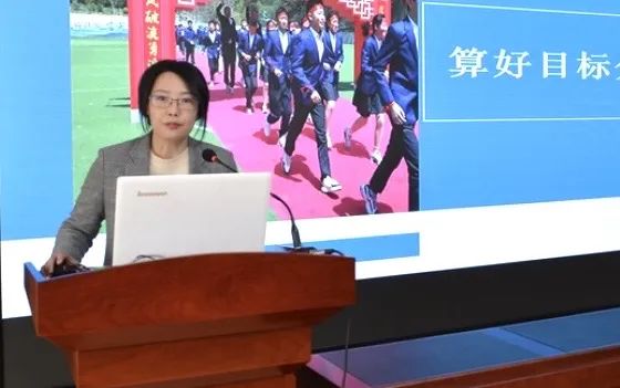 首届新中考,我们这样做——嘉汇中学受邀在全区初三会议上做分享交流 第4张 首届新中考,我们这样做——嘉汇中学受邀在全区初三会议上做分享交流 第4张