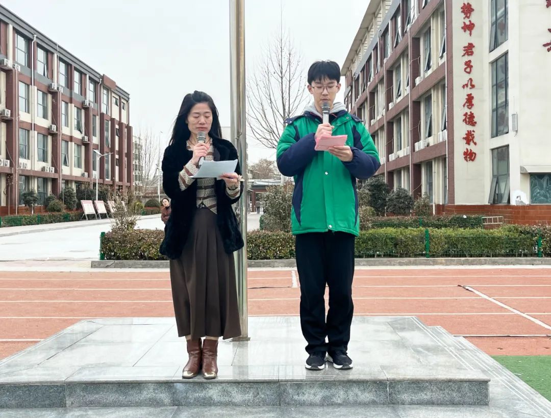 决战中考誓师日 逐梦未来金榜时 ——濮阳市华龙区华美学校举行2024届百日冲刺誓师大会 第5张