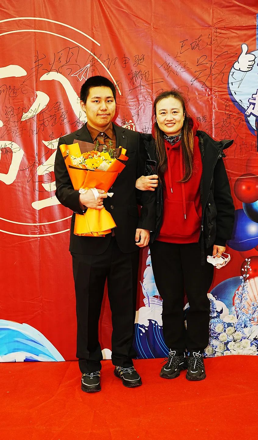 十八成人同逐梦 踔厉奋发向高考 第18张