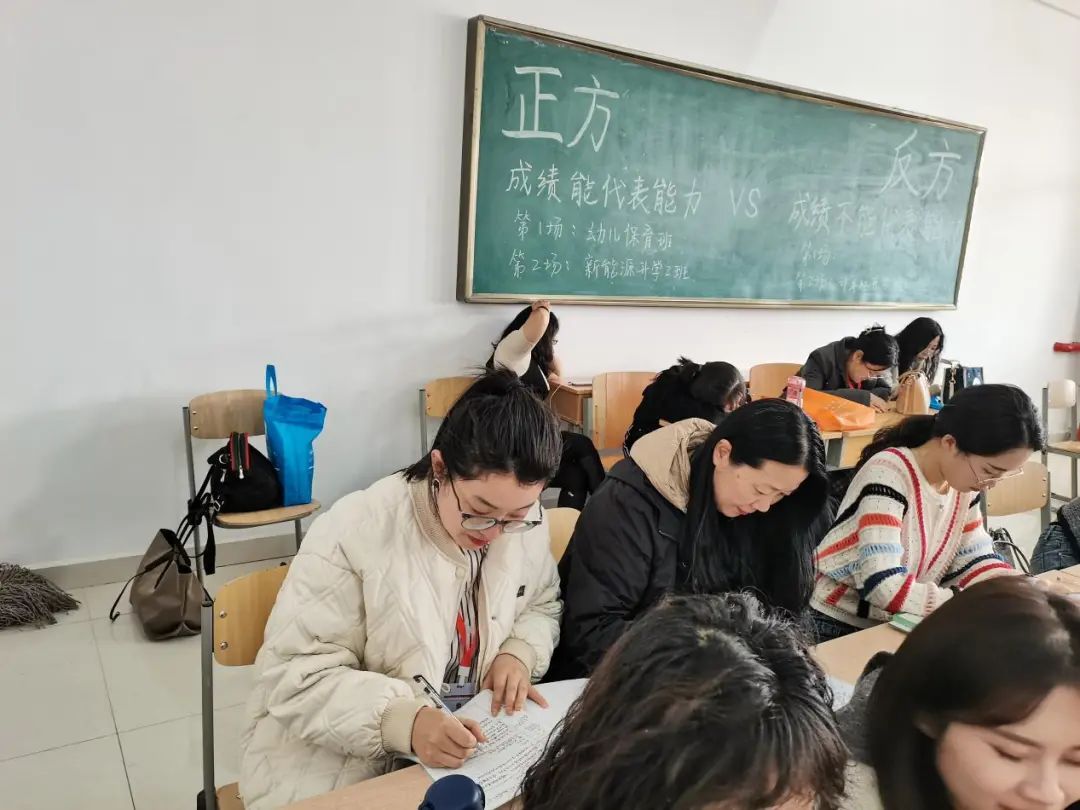 【“双减”进行时】聚焦新中考 教研绽芳华——2024年实验中学初三全体教师春季中考培训纪实 第6张 【“双减”进行时】聚焦新中考 教研绽芳华——2024年实验中学初三全体教师春季中考培训纪实 第6张