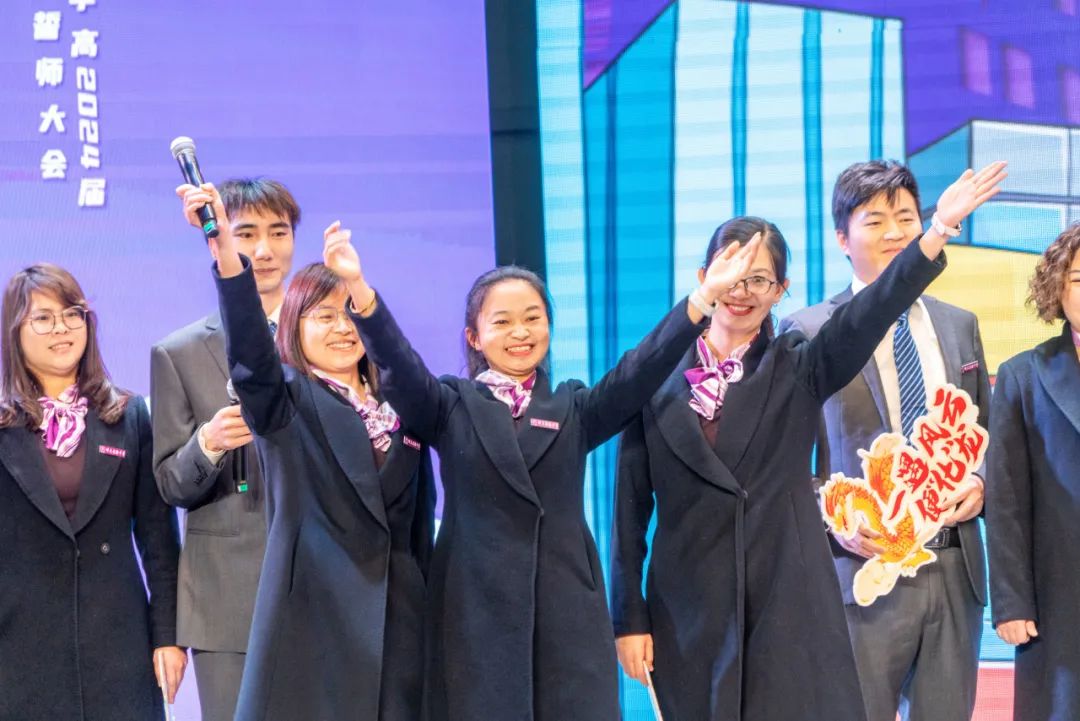十八志,战高考 | 云南师范大学实验中学高2024届十八岁成人礼暨高考誓师大会 第72张 十八志,战高考 | 云南师范大学实验中学高2024届十八岁成人礼暨高考誓师大会 第72张