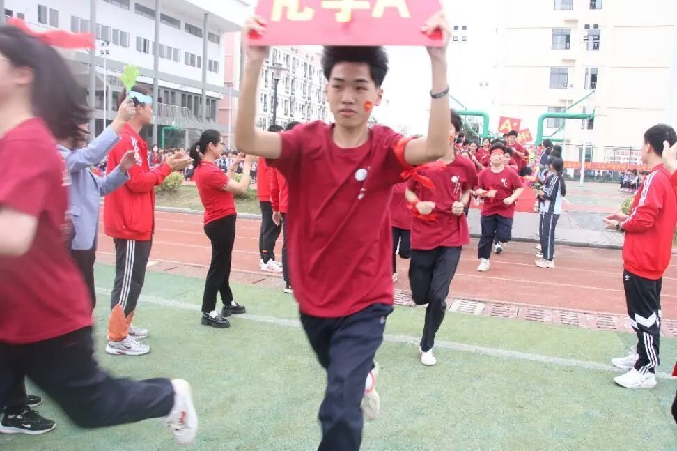 奋战百日赢中考 园艺振翅铸辉煌——南宁市园艺路学校2024年中考百日誓师大会 第24张