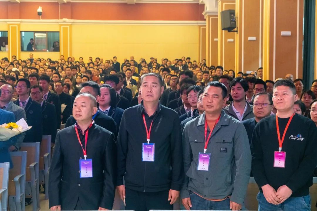 十八志,战高考 | 云南师范大学实验中学高2024届十八岁成人礼暨高考誓师大会 第30张 十八志,战高考 | 云南师范大学实验中学高2024届十八岁成人礼暨高考誓师大会 第30张