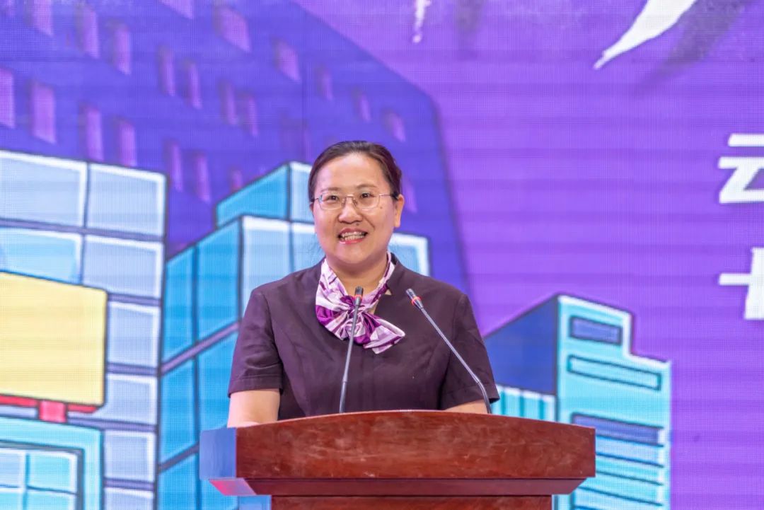 十八志,战高考 | 云南师范大学实验中学高2024届十八岁成人礼暨高考誓师大会 第36张 十八志,战高考 | 云南师范大学实验中学高2024届十八岁成人礼暨高考誓师大会 第36张