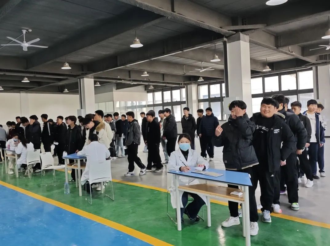 助力高考 为梦护航|菏泽市城建技工学校高考体检工作圆满完成 第2张 助力高考 为梦护航|菏泽市城建技工学校高考体检工作圆满完成 第2张