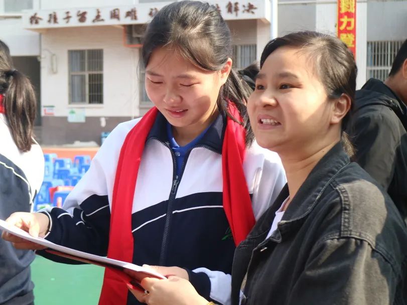 培英文武实验学校隆重举行2024届中考百日冲刺誓师大会 第27张