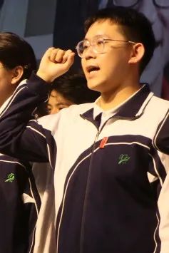 高考誓师|厚德学子勇夺深一模全市前200名,万元奖励现场颁发! 第26张 高考誓师|厚德学子勇夺深一模全市前200名,万元奖励现场颁发! 第26张