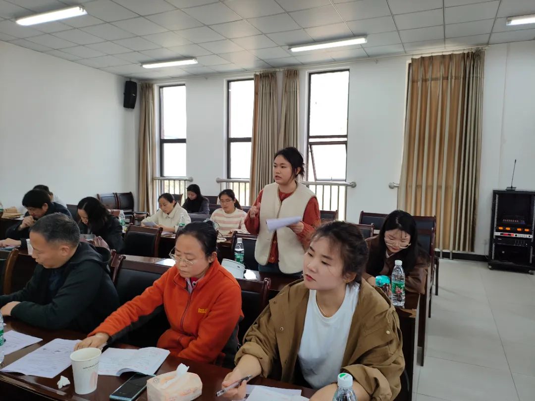情境化评价下中考复习研究——2024年内江六中联盟中考论坛圆满结束 第10张 情境化评价下中考复习研究——2024年内江六中联盟中考论坛圆满结束 第10张