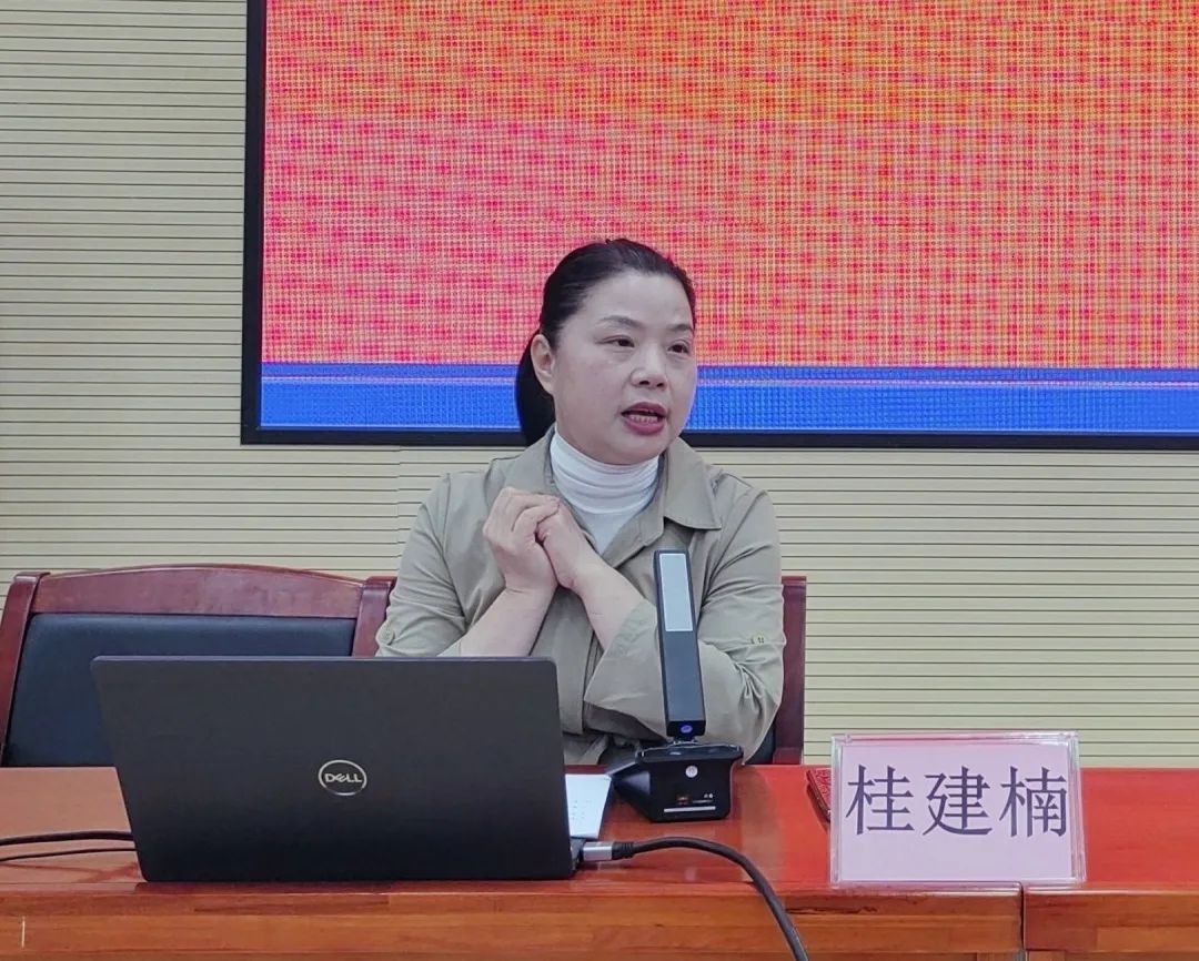 教学研讨,备战中考 ——柳州市骨干教师到靖西市开展英语中考学科帮扶培训活动 第18张 教学研讨,备战中考 ——柳州市骨干教师到靖西市开展英语中考学科帮扶培训活动 第18张