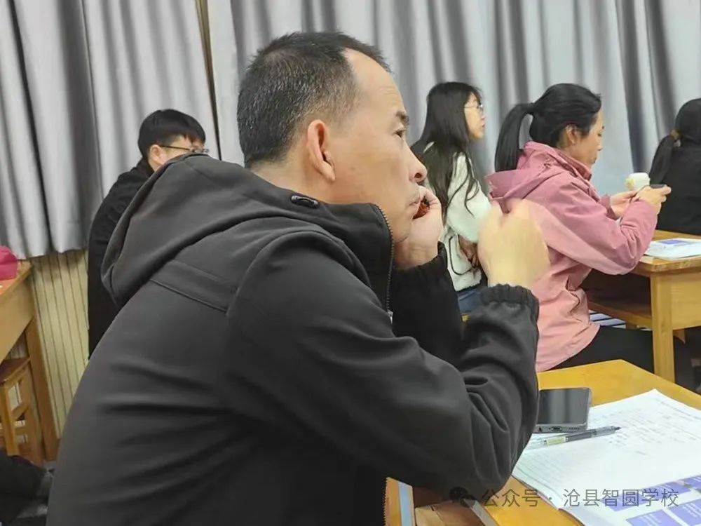 头条|俯身教学促一线,赋能提质备中考—智圆学校2024年石家庄正定中考备考研讨会参会纪实 第6张 头条|俯身教学促一线,赋能提质备中考—智圆学校2024年石家庄正定中考备考研讨会参会纪实 第6张