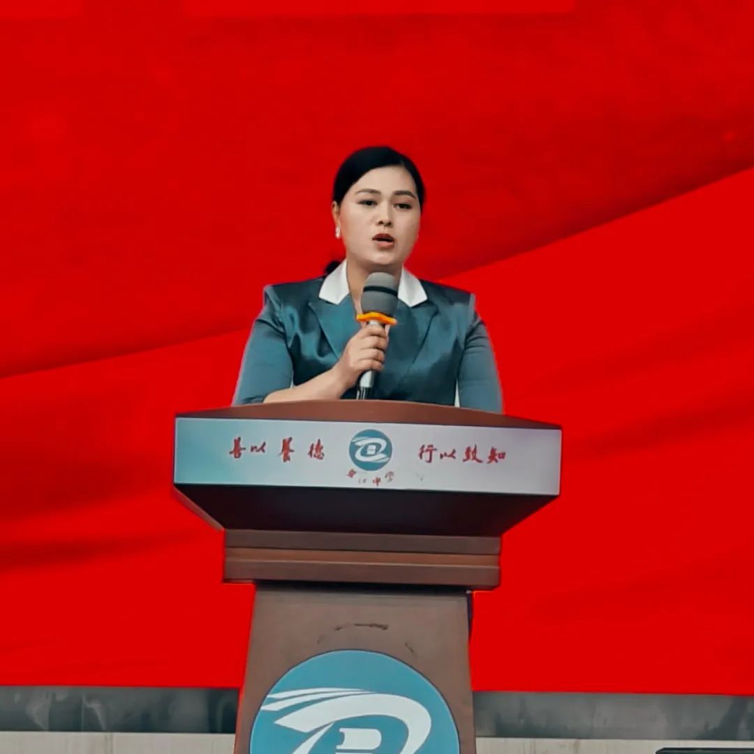 战百日,夺桂冠——碧江中学2024年中考百日誓师大会 第17张 战百日,夺桂冠——碧江中学2024年中考百日誓师大会 第17张