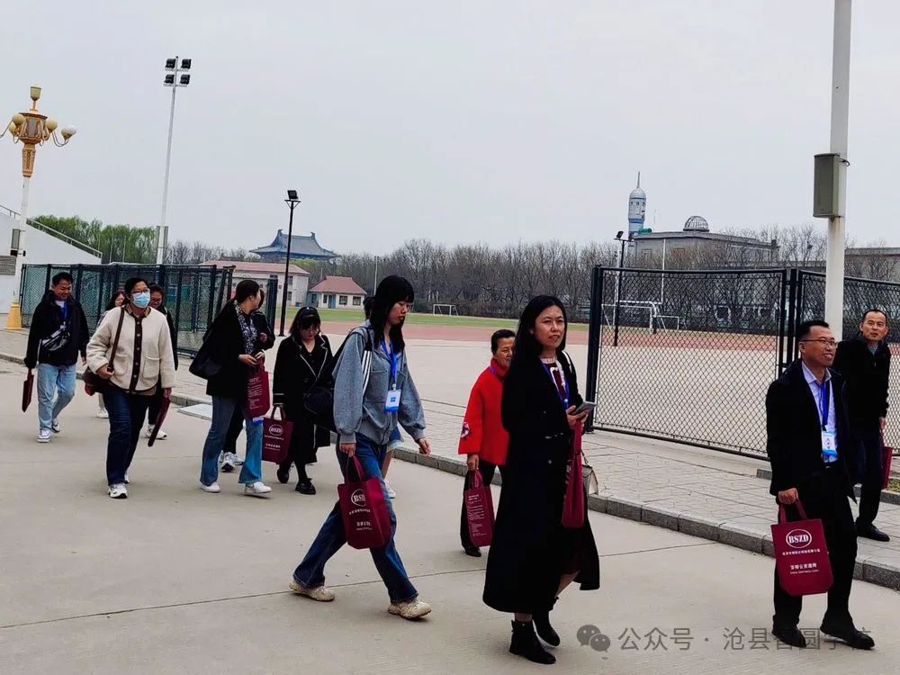 头条|俯身教学促一线,赋能提质备中考—智圆学校2024年石家庄正定中考备考研讨会参会纪实 第4张 头条|俯身教学促一线,赋能提质备中考—智圆学校2024年石家庄正定中考备考研讨会参会纪实 第4张