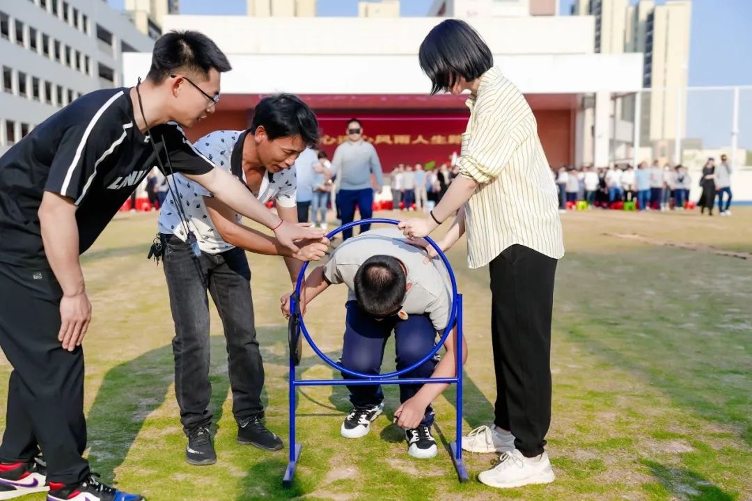 【小中考誓师大会】热辣滚烫战百日,勠力同心创辉煌——厦门市翔安火炬实验学校小中考誓师大会 第36张 【小中考誓师大会】热辣滚烫战百日,勠力同心创辉煌——厦门市翔安火炬实验学校小中考誓师大会 第36张