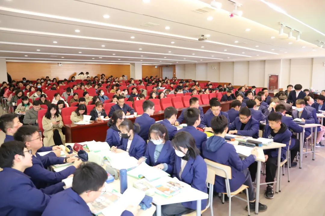 教研动态|蚌山区承办市语文中考教研活动 第6张 教研动态|蚌山区承办市语文中考教研活动 第6张
