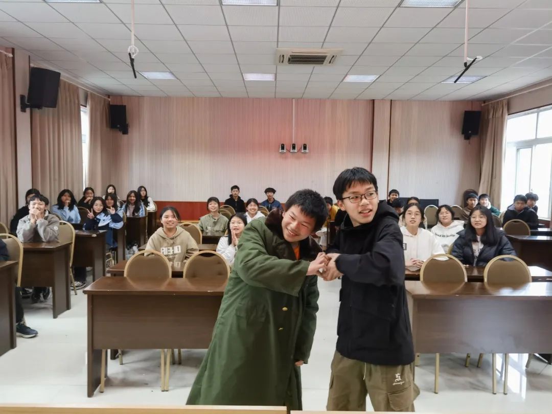 【岭上四JING·心净】减压赋能,笑迎中考——仙居县安岭乡中心学校开展中考冲刺心理减压系列活动 第33张 【岭上四JING·心净】减压赋能,笑迎中考——仙居县安岭乡中心学校开展中考冲刺心理减压系列活动 第33张