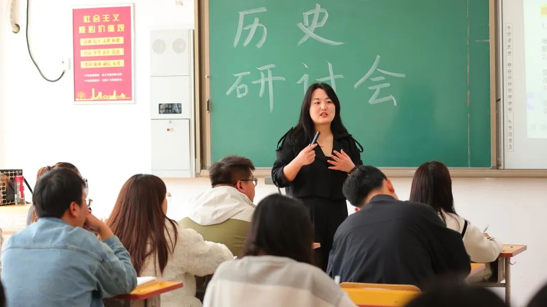 盐山八中 |名师云集,共研高考——河间英华学校邀请我校优秀学科组长共研2024高考 第59张 盐山八中 |名师云集,共研高考——河间英华学校邀请我校优秀学科组长共研2024高考 第59张