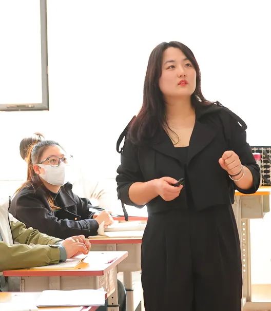 盐山八中 |名师云集,共研高考——河间英华学校邀请我校优秀学科组长共研2024高考 第18张 盐山八中 |名师云集,共研高考——河间英华学校邀请我校优秀学科组长共研2024高考 第18张