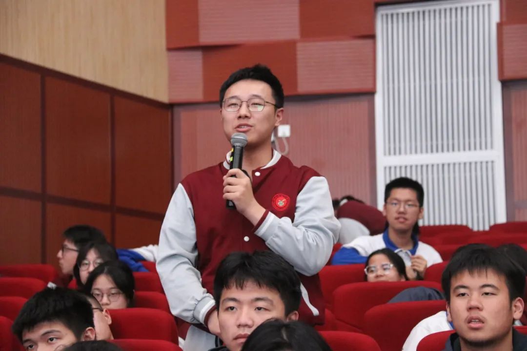 【博雅大讲堂·新高考】拨云开雾,理性看每一个可能的选择键||南昌市第一中学开展高考模拟志愿填报指导讲座 第27张 【博雅大讲堂·新高考】拨云开雾,理性看每一个可能的选择键||南昌市第一中学开展高考模拟志愿填报指导讲座 第27张