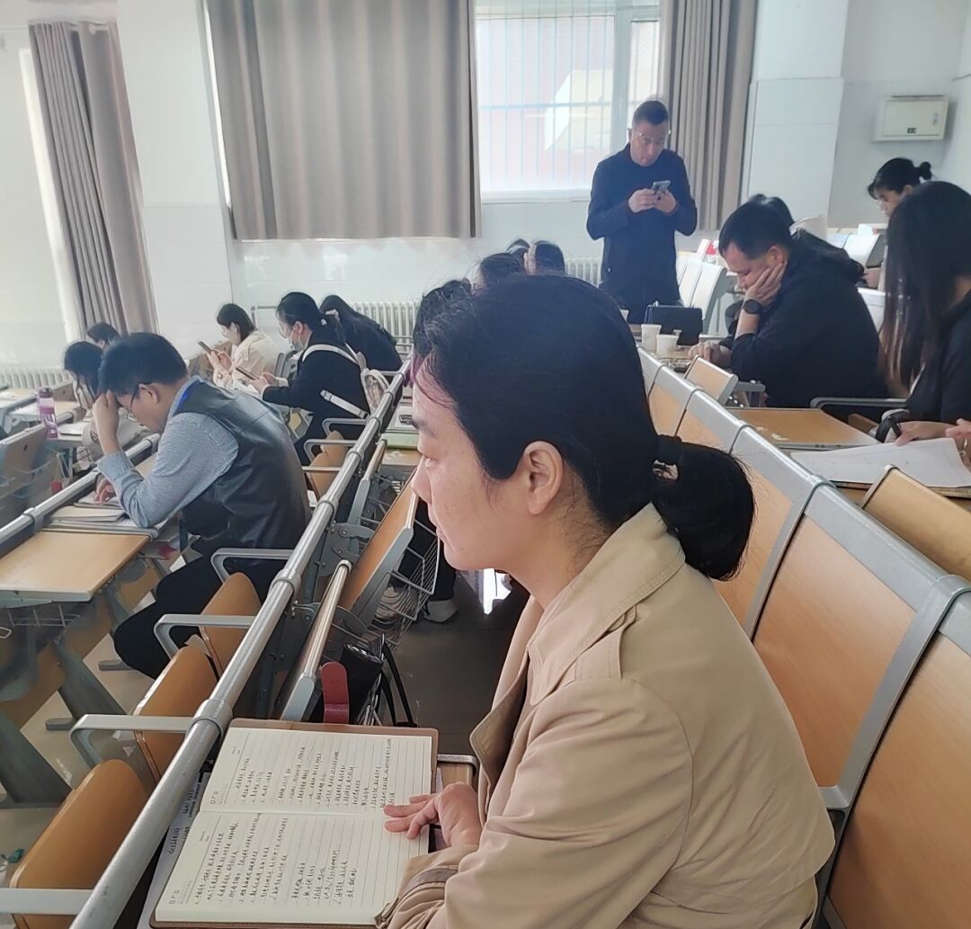 聚焦高质量 探索新高考——河北省2025届高三教学备考深度研讨会(衡水站) 第3张
