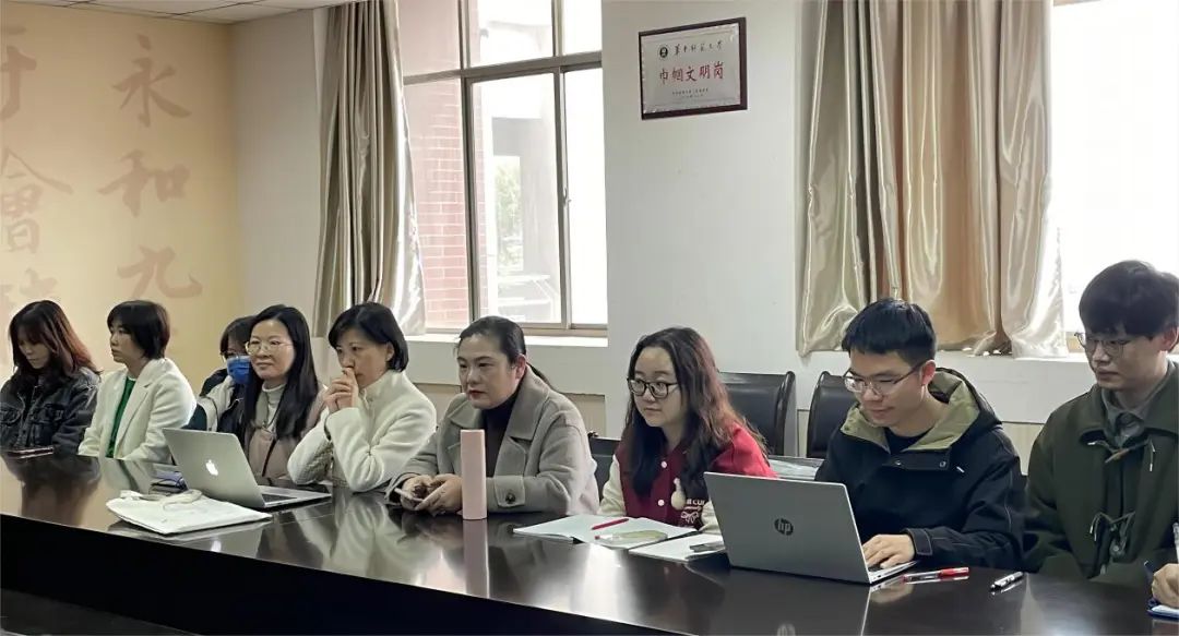 我校语文教研组召开高考复习备考经验交流分享会 第2张 我校语文教研组召开高考复习备考经验交流分享会 第2张