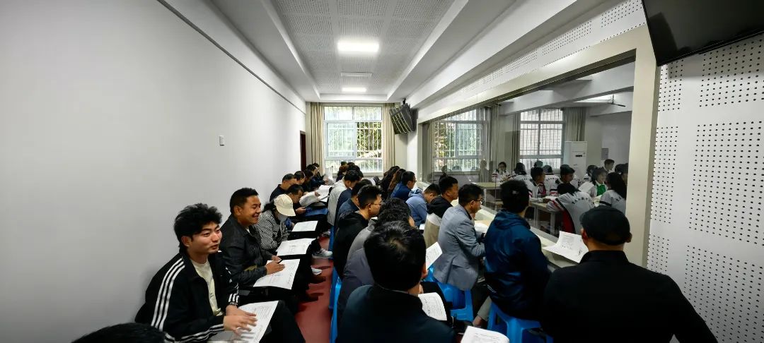 交流共进话高考 昌渝情深育雏鹰——西藏自治区昌都市高考综合改革实践专题培训班走进重庆西藏中学校 第3张