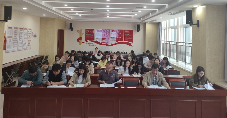 【职教高考】凝心聚力 再攀高峰——铜山中专召开2024届省职教高考联盟二模考试成绩分析会 第2张 【职教高考】凝心聚力 再攀高峰——铜山中专召开2024届省职教高考联盟二模考试成绩分析会 第2张