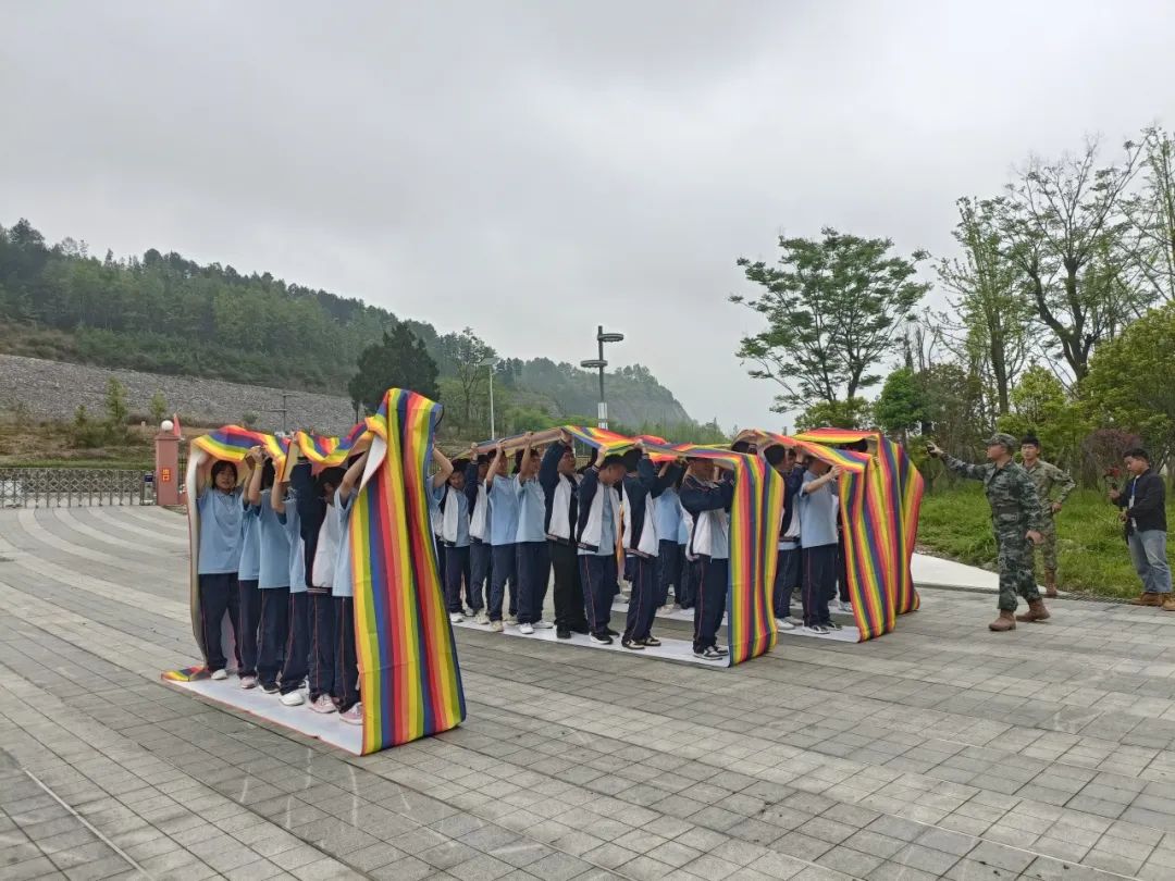 军事研学正当时,逐梦高考启新程——独山县兴农中学高三学生研学活动 第21张