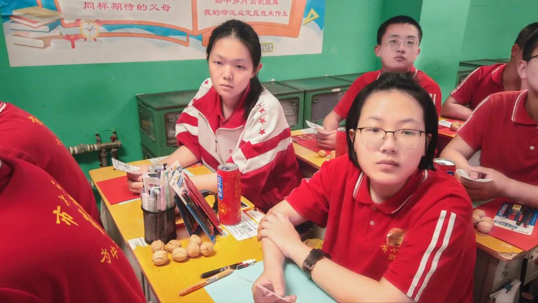 高考倒计时50天,看看顺平学子的励志“充电”锦囊! 第26张 高考倒计时50天,看看顺平学子的励志“充电”锦囊! 第26张