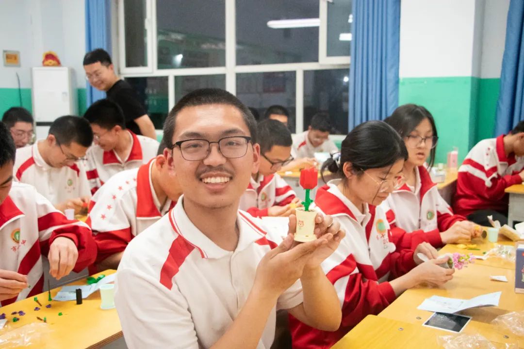 高考倒计时50天,看看顺平学子的励志“充电”锦囊! 第19张 高考倒计时50天,看看顺平学子的励志“充电”锦囊! 第19张