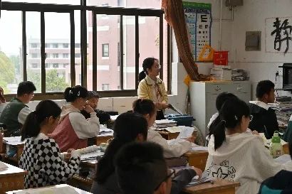 专家引领把方向 赋能中考促发展——区教师发展中心到实验中学进行教学工作专项调研 第10张 专家引领把方向 赋能中考促发展——区教师发展中心到实验中学进行教学工作专项调研 第10张